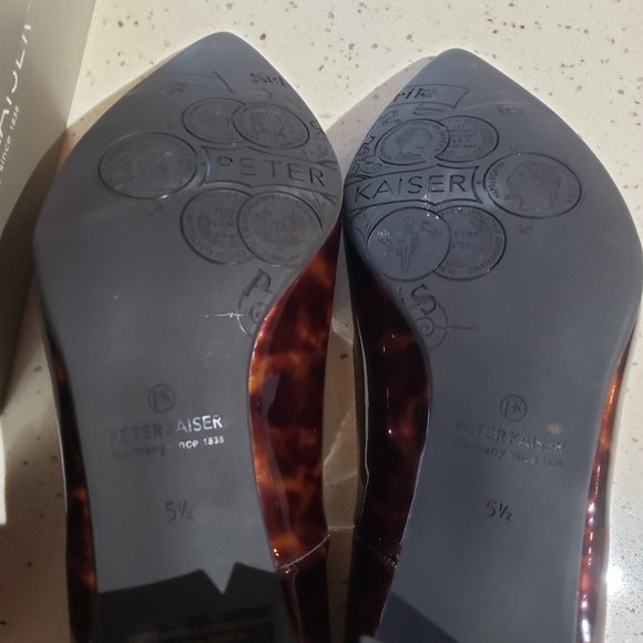 Peter Kaiser Naja Pumps...size 5.5 New with Box - Picture 6 of 11